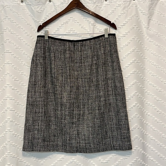 Nic+Zoe skirt - Picture 2 of 5